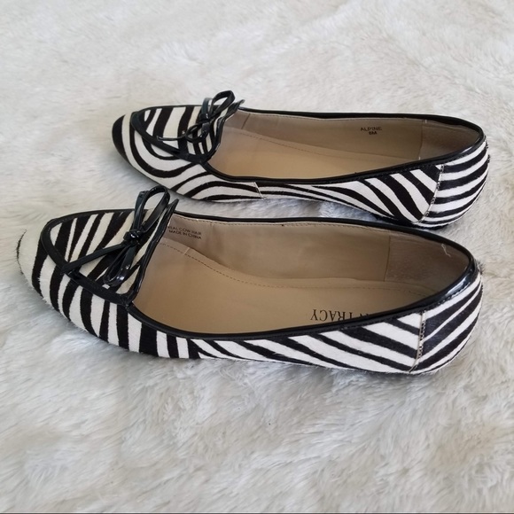Gently Used Ellen Tracy Zebra Print Flats Cow Hair - Picture 3 of 10
